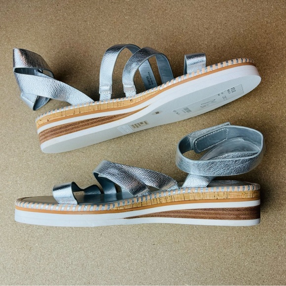 Vince Camuto | Shoes | Vince Camuto Womens Classic Margreta Leather Wedge Walking Sandals Size 